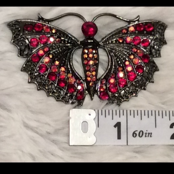 Red CRYSTAL RHINESTONE Butterfly Brooch - Picture 5 of 10